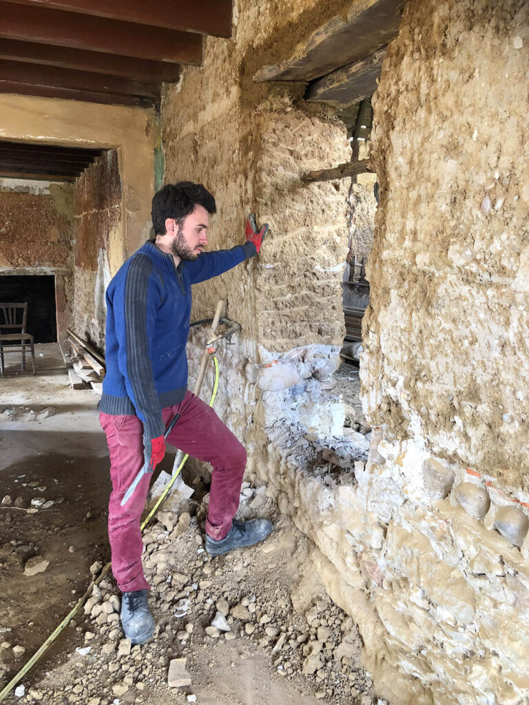 Renovaterre, votre espert en maison en pisé dans l'Isère, la Drôme, le Rhône, la Loire, l'Ardèche